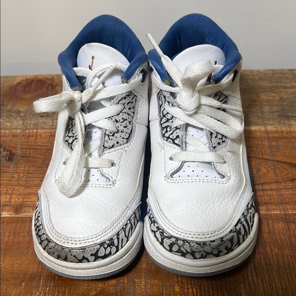 White and Blue Jordan 3 Retro Sneakers, Size 10c - Picture 3 of 9